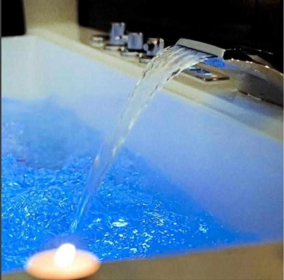 Umberto I° Suite & Spa Napels Buitenkant foto