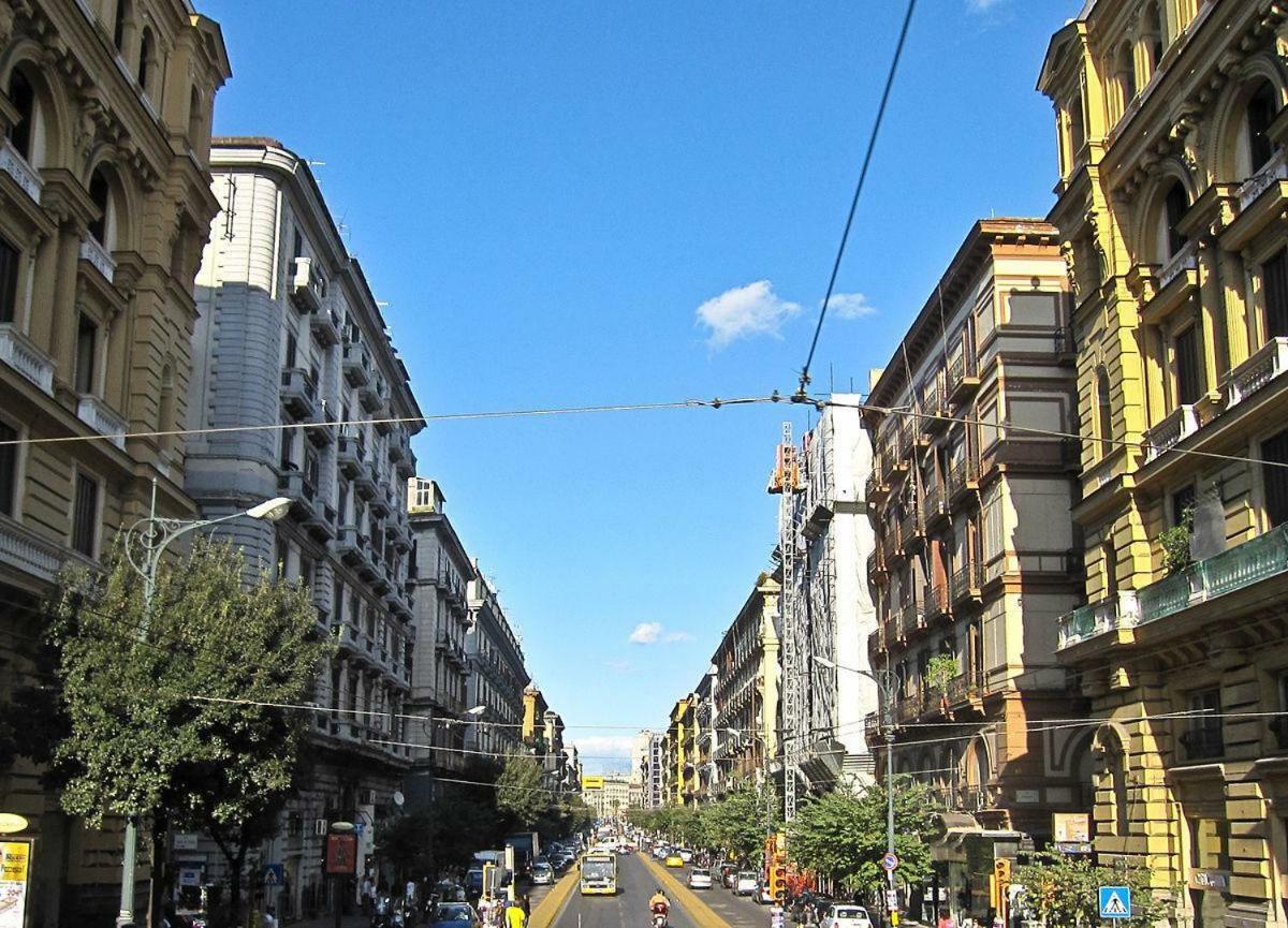 Umberto I° Suite & Spa Napels Buitenkant foto